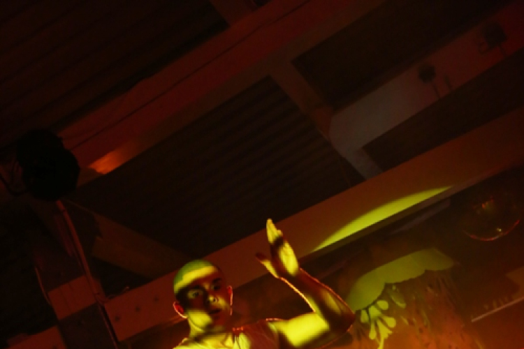 Club Mundo -  House Classic w/ Sterbinszky   Newl 2013.06.15. (szombat)