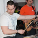 2013.04.19.Péntek Mamma Mia Kasza Tibi élő clubkoncert Fotók.árpika