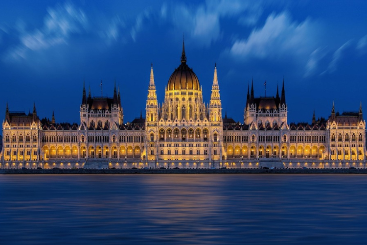 Az első tíz legnépszerűbb látnivalóban szerepel a magyar Országház