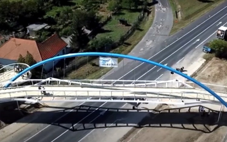 Áthidalhatatlan probléma