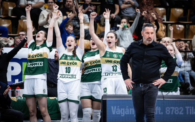 Legyőzték a pécsieket a győri kosarasok