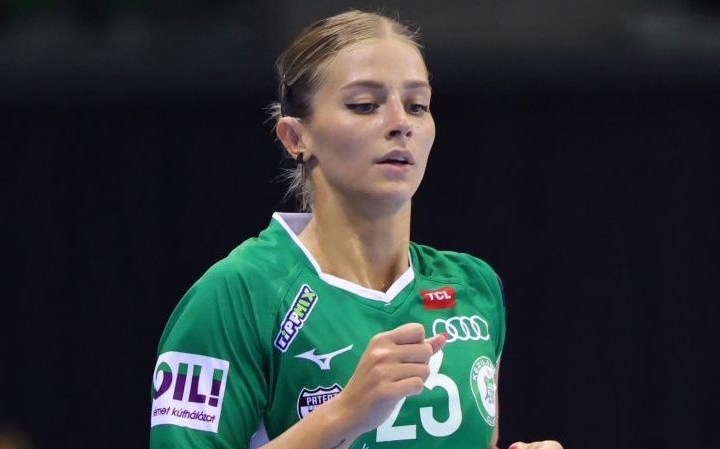 Megsérült a térde Fodor Csengének