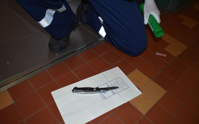 Győri tanárkéselés: Pszichológus segít a győri diákoknak feldolgozni a tragikus eseményt