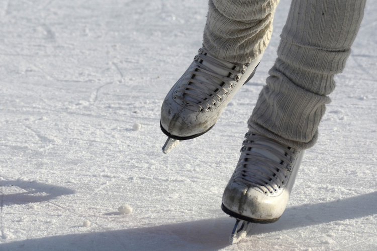 Készíthetjük a korcsolyát, indul a szezon Győrben