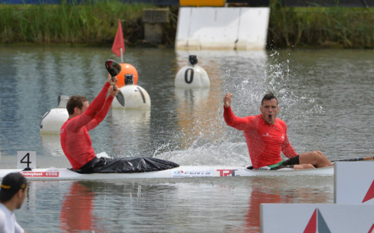 A győri kajakos duó nyerte a 200 méteres szétlövést 