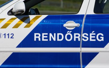 Hajnali 2-kor sétált egy 4 éves kisfiú az utcán Sopronban 