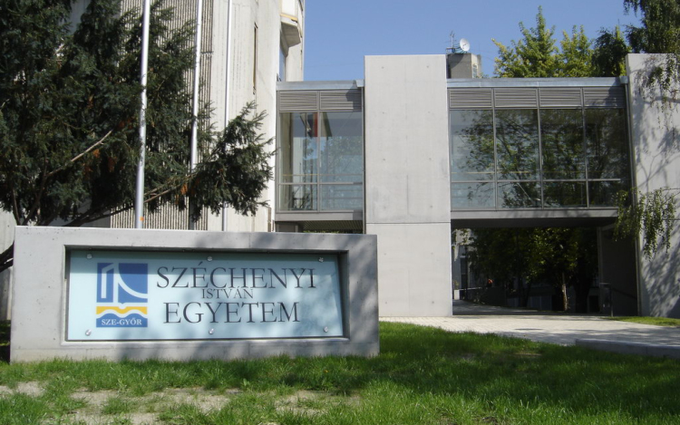 Egyhangúan támogatta a győri Széchenyi István Egyetem szenátusa a Nyugat-magyarországi Egyetem két karának csatlakozását