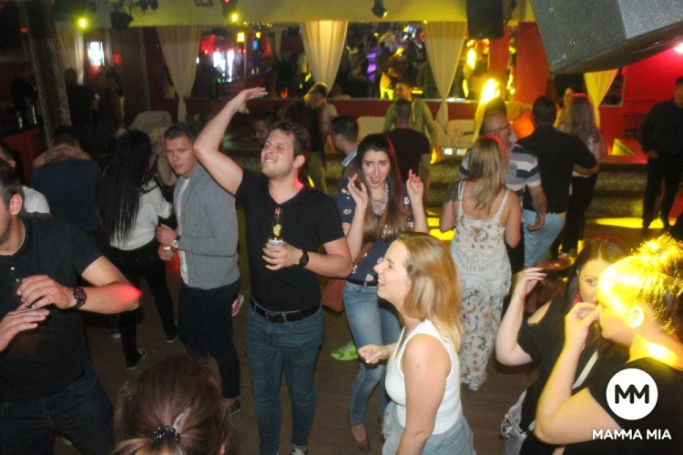 2018.05.25.Mamma Mia Retro Péntek Dj:Hubik Fotók:árpika