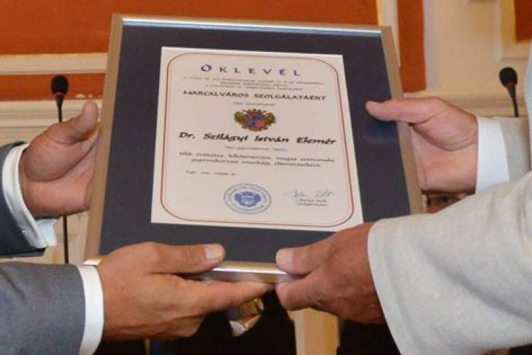 Javaslattételi felhívás a Városrész Szolgálatáért díjak 2016. évi adományozására