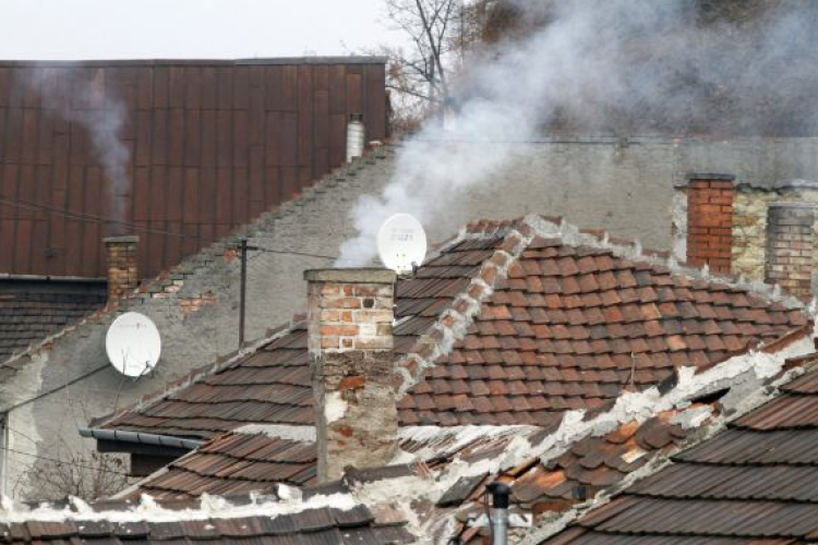 BELEHALHAT, AKI HULLADÉKKAL FŰT