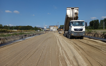 Jól halad a Mosonmagyaróvárt elkerülő, déli tehermentesítő út építése