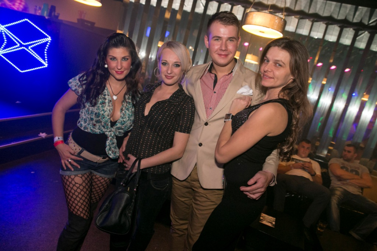 Club Vertigo -  Kamionosok és K*rvák 2013.11.17. (szombat)