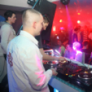 Peaches and Crem - Club Neo