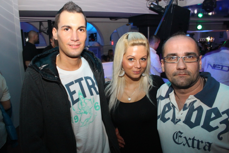 Club Neo - Húsvéti itallocsoló party