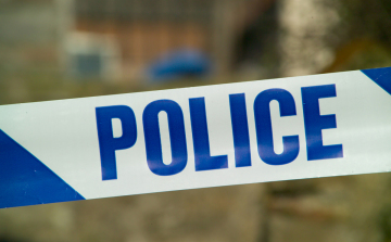 Biztonsági őrökre támadtak külföldi árusok Mosonmagyaróvárnál