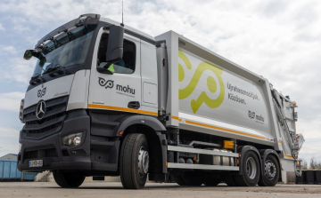 Így szállítják húsvétkor a szemetet