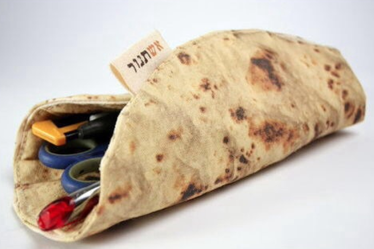 Elképesztő kreatívitású tanszerek - Csak a gyerek ne akarjon ilyet