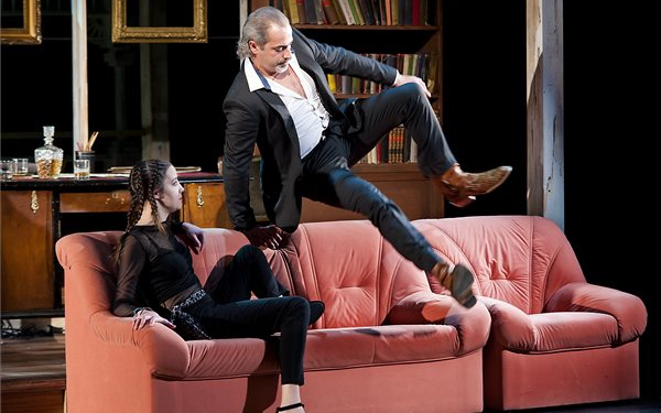 Augusztus Oklahomában - Bemutató a Győri Nemzeti Színházban