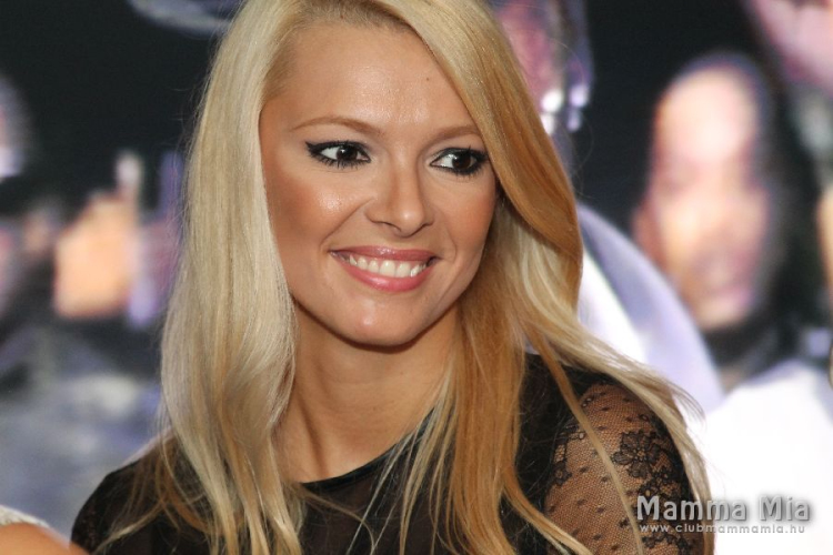 2013.09.13 Péntek Mamma Mia Poppy Fehérnemű bemutató Dj:Ice fotók:árpika