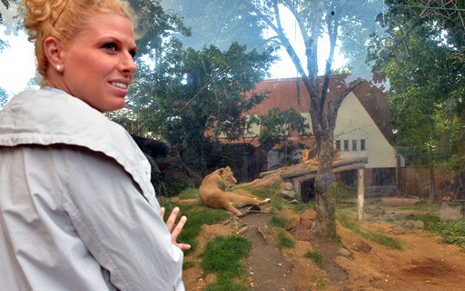 Oroszlán Szonja örökbefogadott egy oroszlánt