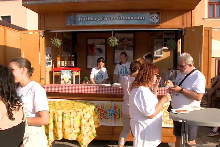 Győrben fröccsel is lehet jótékonykodni