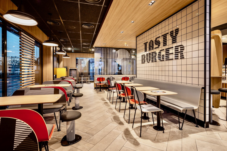 Megnyílt a Meki az ETO Parkban