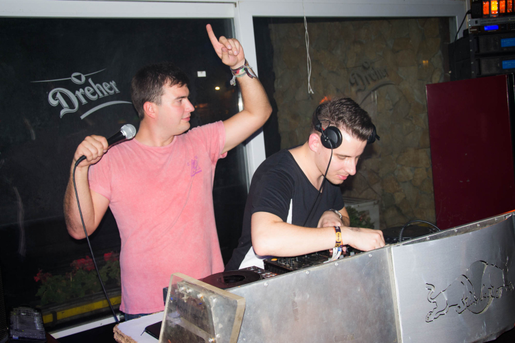 2015.10.06.Kedd - Sakáltanya Party