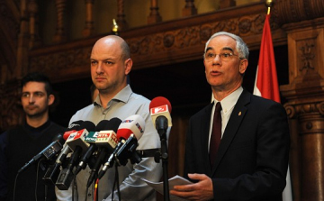 Aláírta a részmegállapodást a szakminiszter és a HÖOK