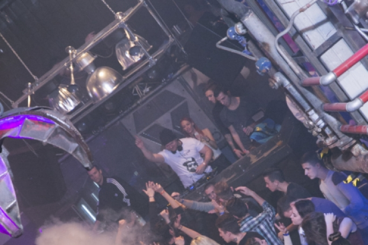 Club Vertigo - KIS GRÓFO vs PIXA 2015.11.28. (szombat) (Fotók: MikeD.)