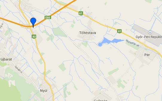 Szalagkorlátnak ütközött egy autó az M1-esen Győrnél