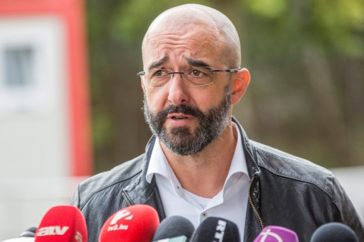 Folytatódik az emberek biztonságának kedvező kormányzás