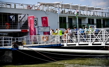 Dunai hajóbaleset: újra Budapesten állomásozik a Viking szállodahajó