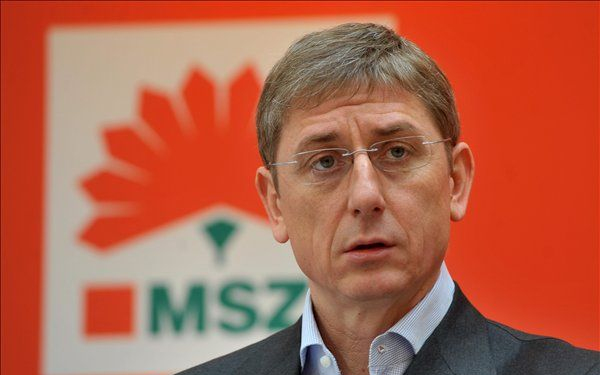 Évértékelő beszédet mond ma Gyurcsány Ferenc