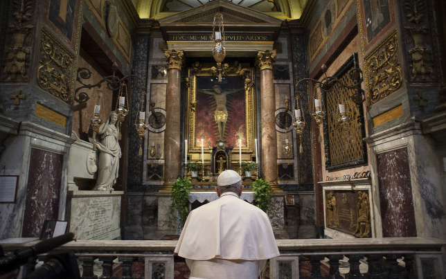 Koronavírus: Ferenc pápa a járvány megállítására kérte Istent