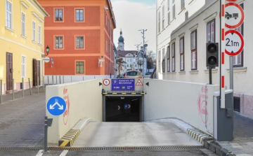 Nyitva a Dunakapu mélygarázs