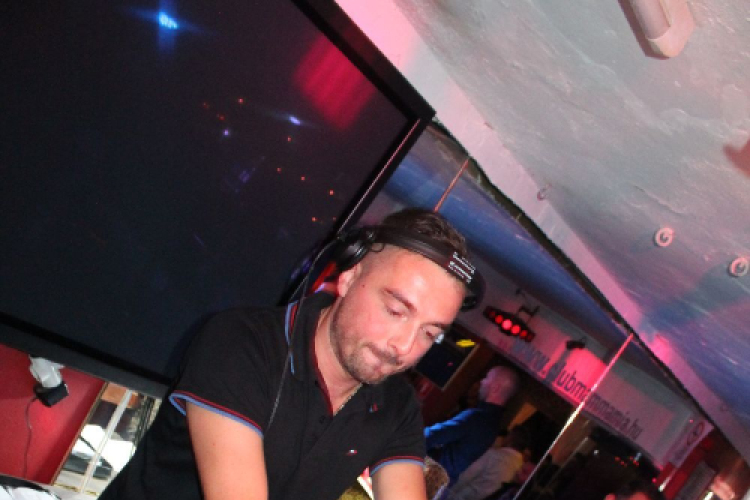 2014.10.18 Mamma Mia Szombati Házibuli Dj:Balage&Solymi Konga fotók:árpika