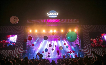 Sziget - A Quimby már Csodaországban, a tagok élvezik a fesztivált