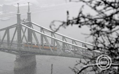 Meteorológia: immár több mint egy évtizede \
