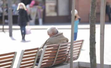 Operatív törzs: Nem terveznek újabb korlátozásokat közterületen
