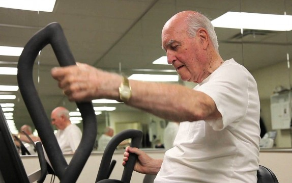 Alkotmánybíróságon támadták meg a férfiak 40 év munkaviszony utáni nyugdíjazásáról szóló népszavazási kezdeményezést