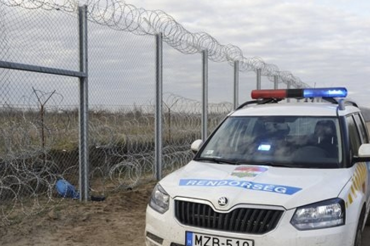 Több mint kétszáz határsértőt tartóztattak föl a hétvégén