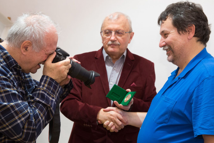 Szabó Béla fotóművész ezüst érmes lett Nagyváradon