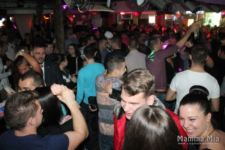 2014.10.31.Mamma Mia Pénteki házibuli Dj:Ice Fotók:árpika
