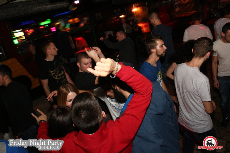 2014.10.10.Péntek - Friday Night Party