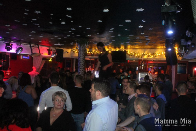 2017.12.08.Mamma Mia Pénteki Élőzene & Dj:Ice Solymi Conga Fotók:árpika