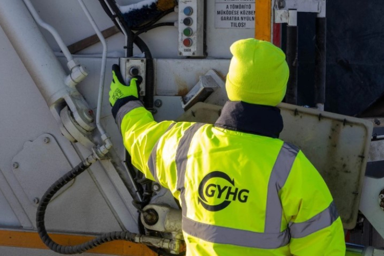 Mi lesz a hulladékkal május 1-jén, pénteken?