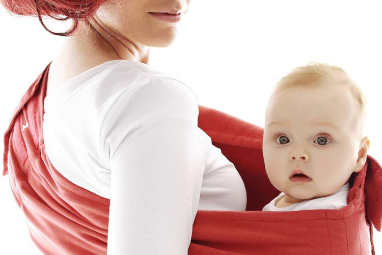 Babahordozóval ingyenes utazás