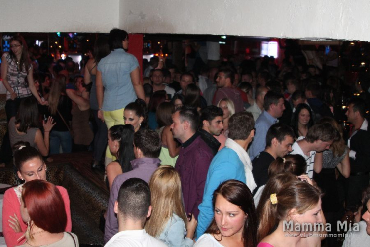 2013.05.25.szombat club Mamma Mia Dj:Balage Fotók.árpika