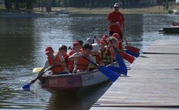 Kalandok vízen és szárazon