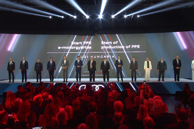 Újgenerációs e-motorral jubilál az Audi